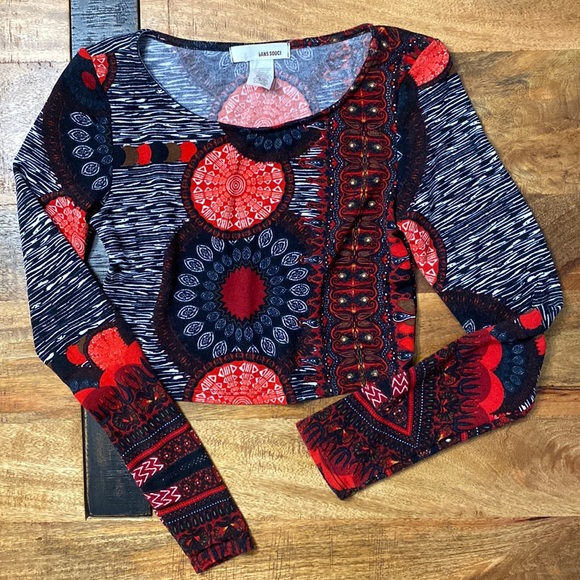 Sans Souci boho Y2K long sleeve cropped top - Picture 2 of 6